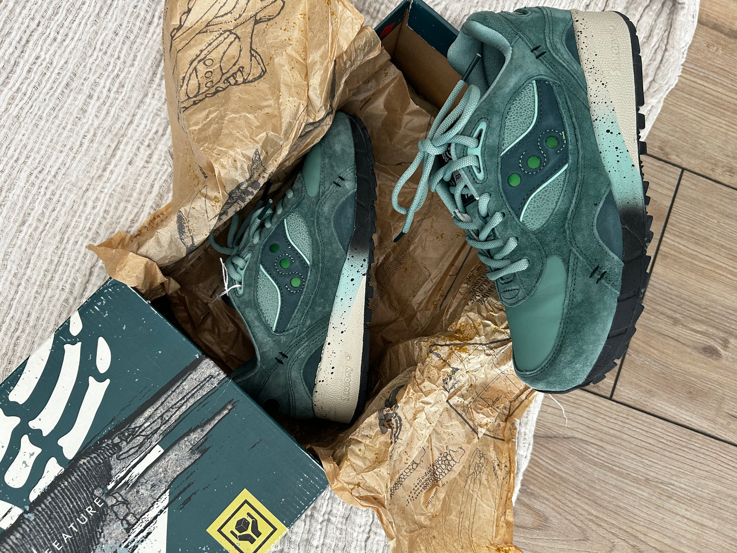Saucony Shadow 6000 Fossil Living taille 39