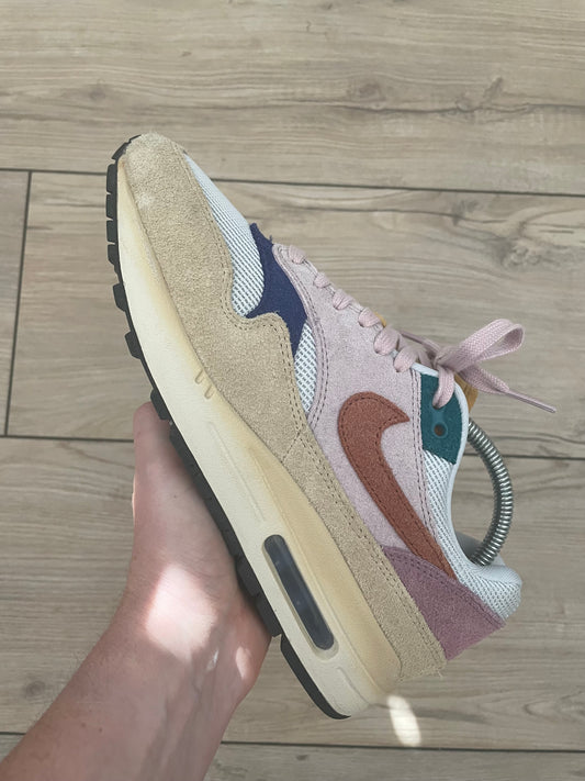 Nike Air Max 1 Tan Lines