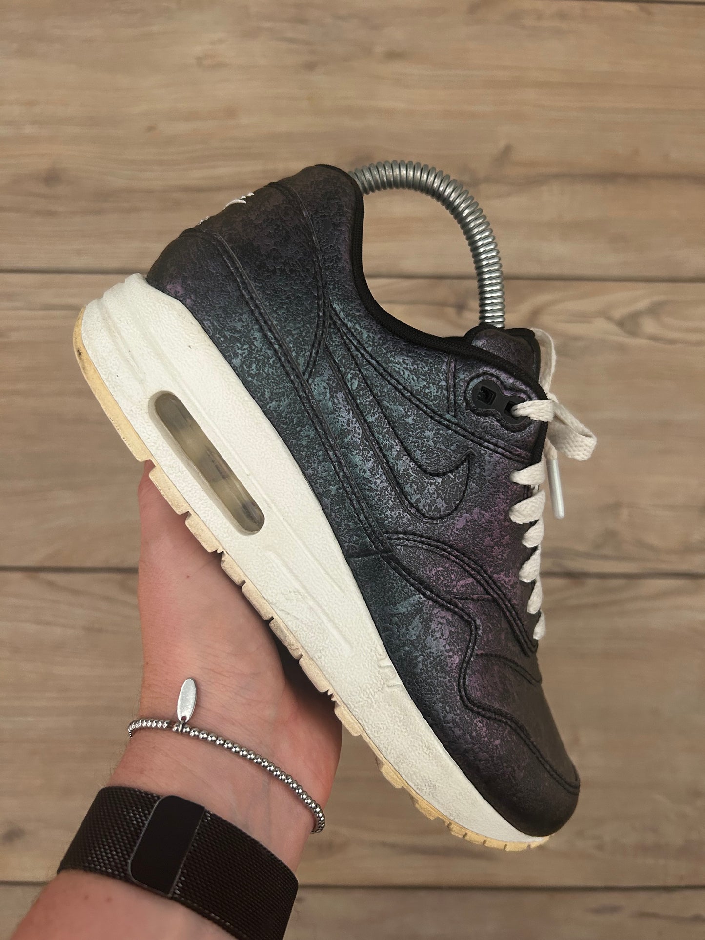 Nike Air Max 1 Iridescent Black&White