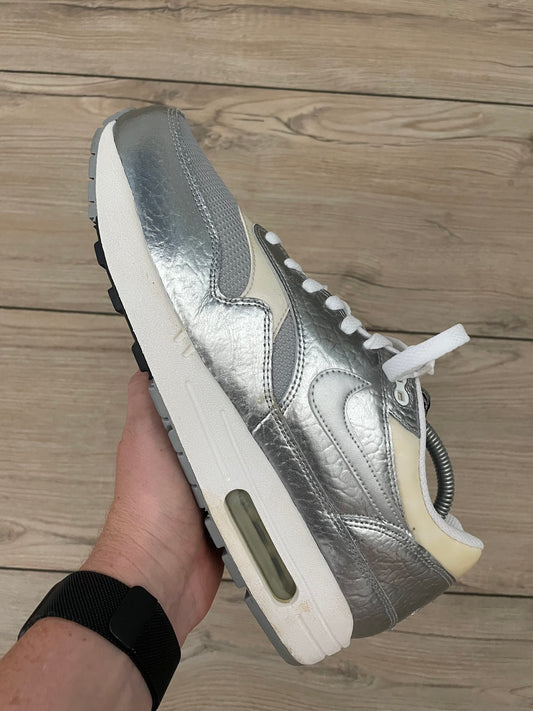 Nike Air Max 1 'APOLLO LUNAR PACK - METALLIC SILVER'