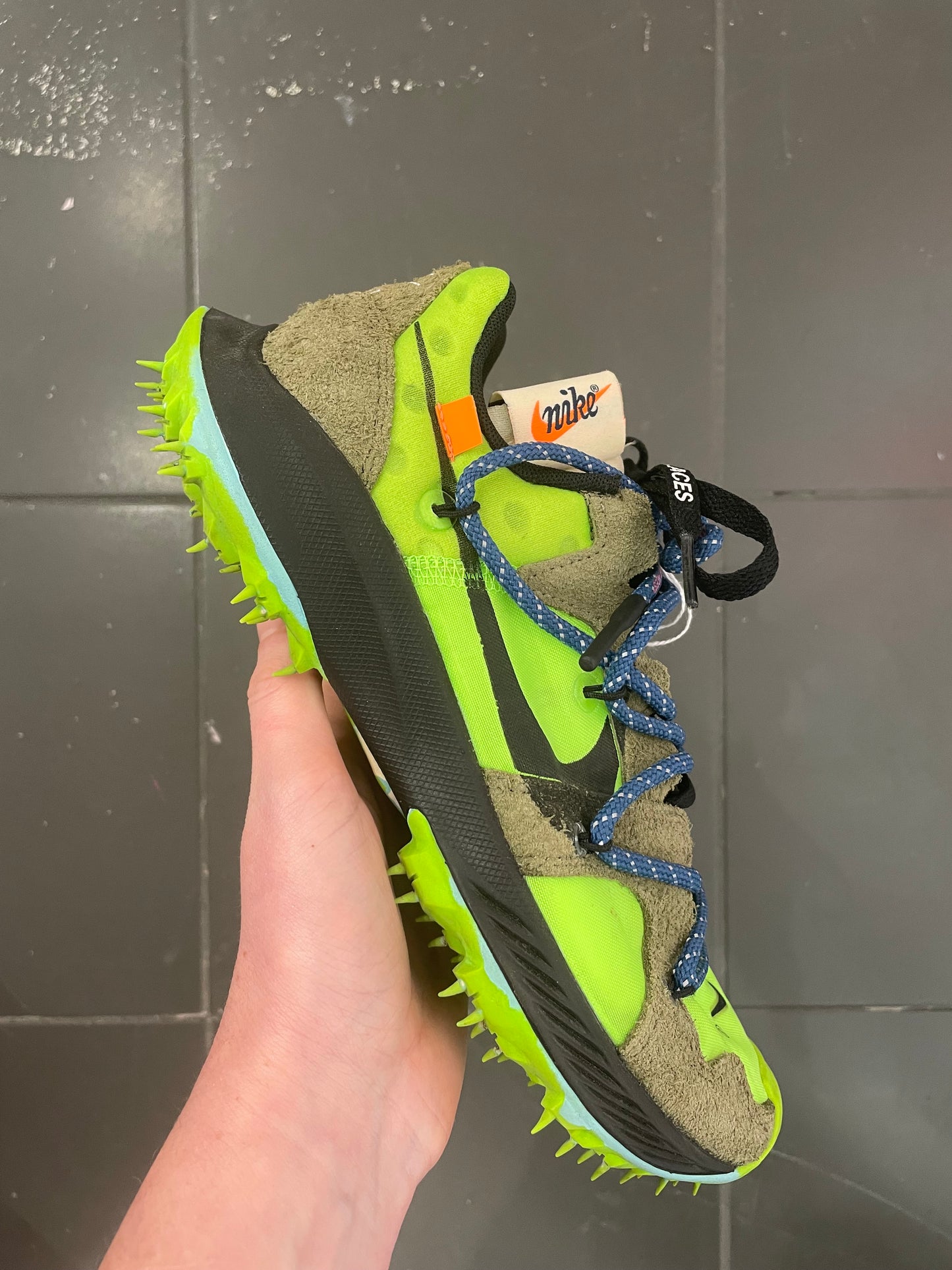 Nike Zoom Terra Kiger Off-White Green size 39