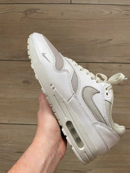 Nike Air Max 1 White Mini Swoosh ID