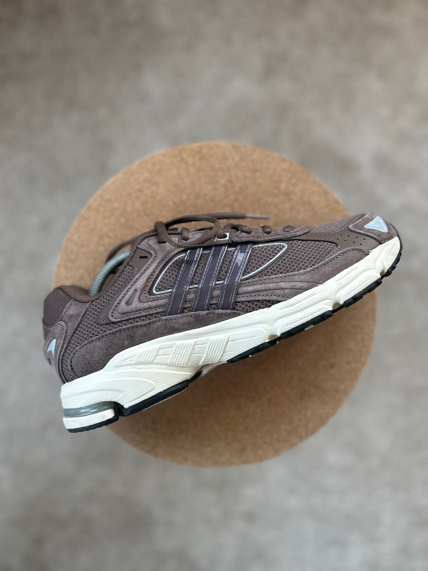 Adidas Response CL Brown