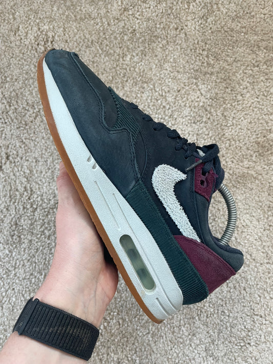Nike Air Max 1 Crêpe Dark Obsidian