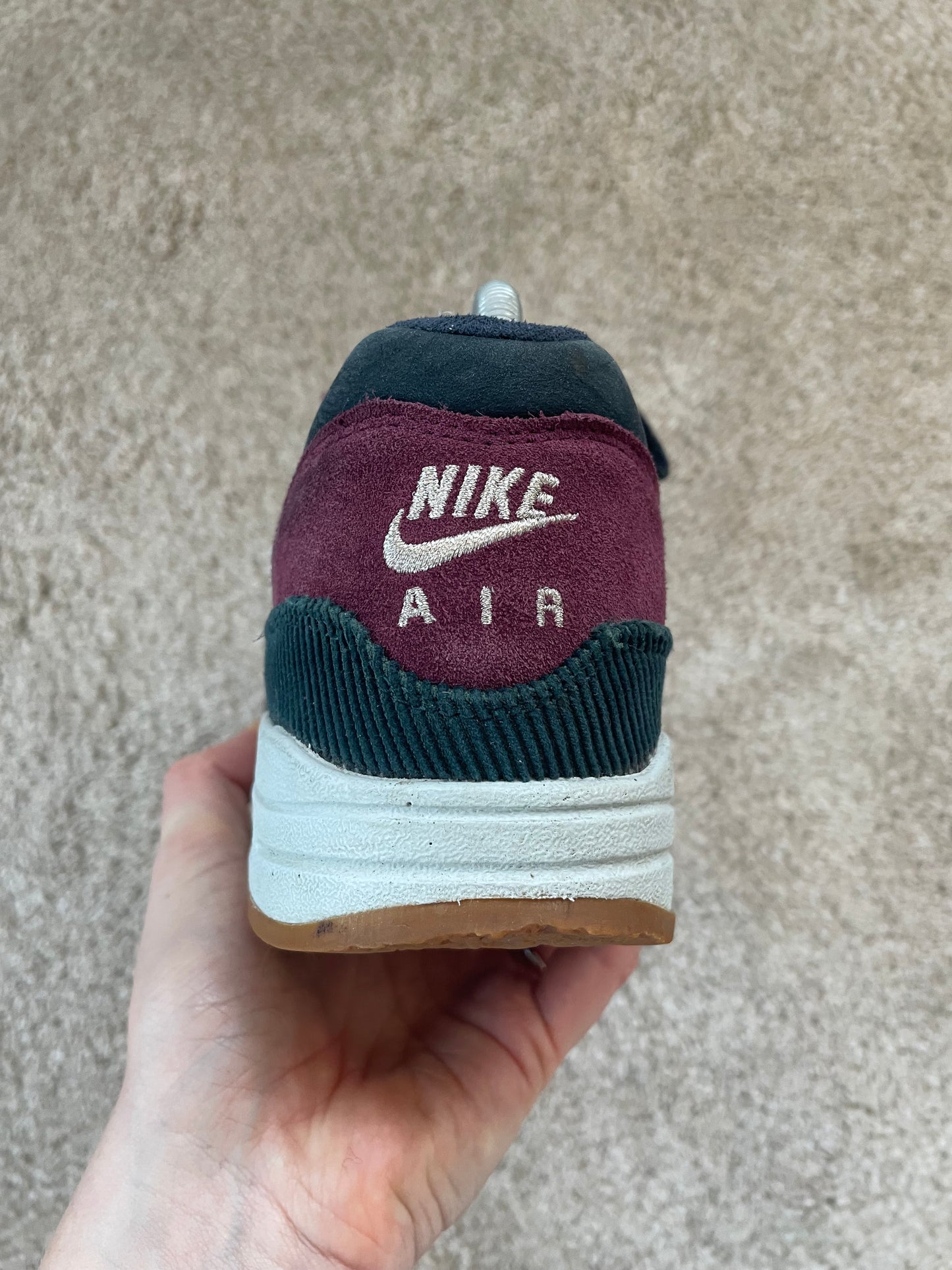 Nike Air Max 1 Crêpe Dark Obsidian