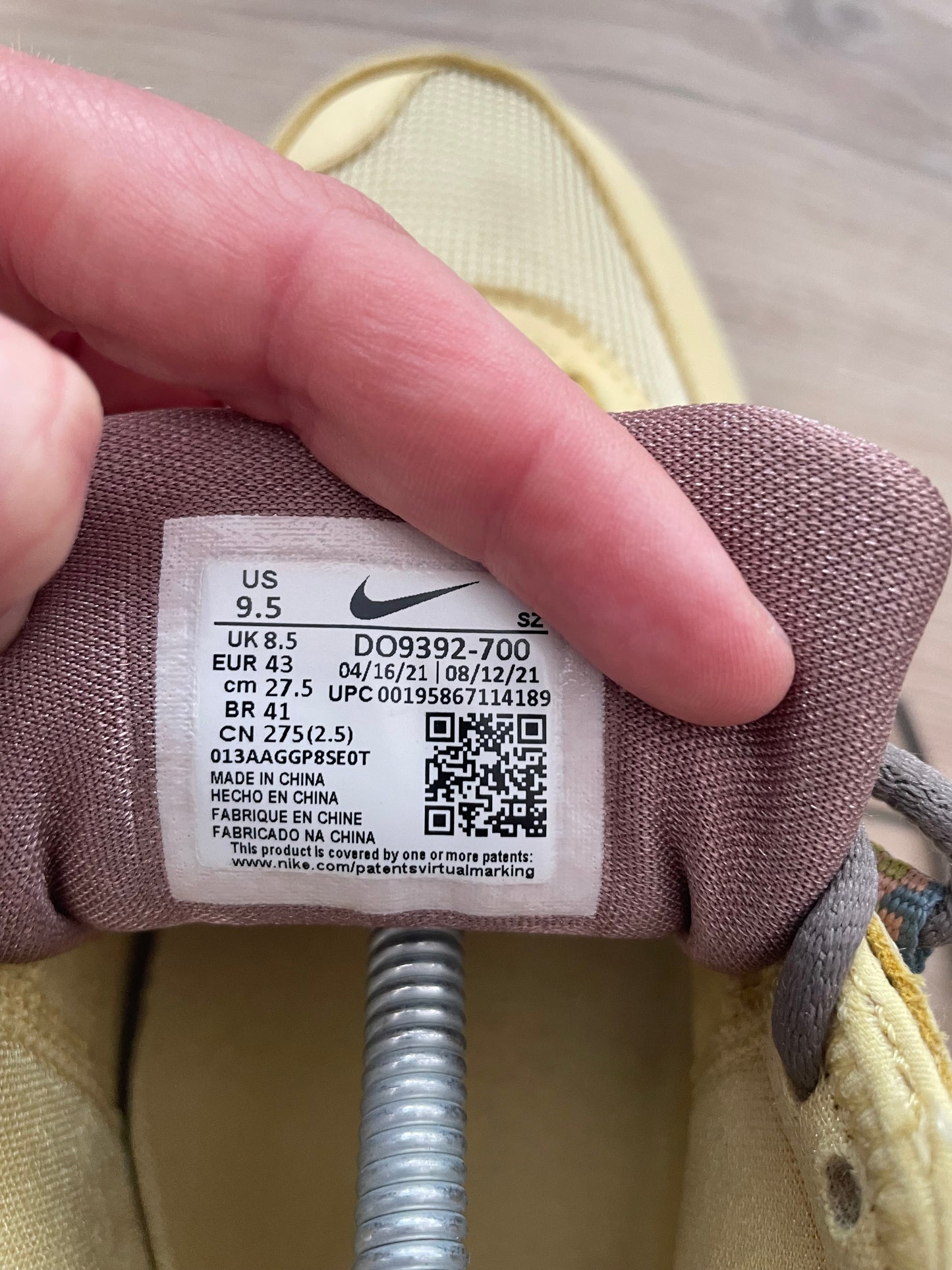 Nike Air Max 1 Cactus Jack Saturn Gold