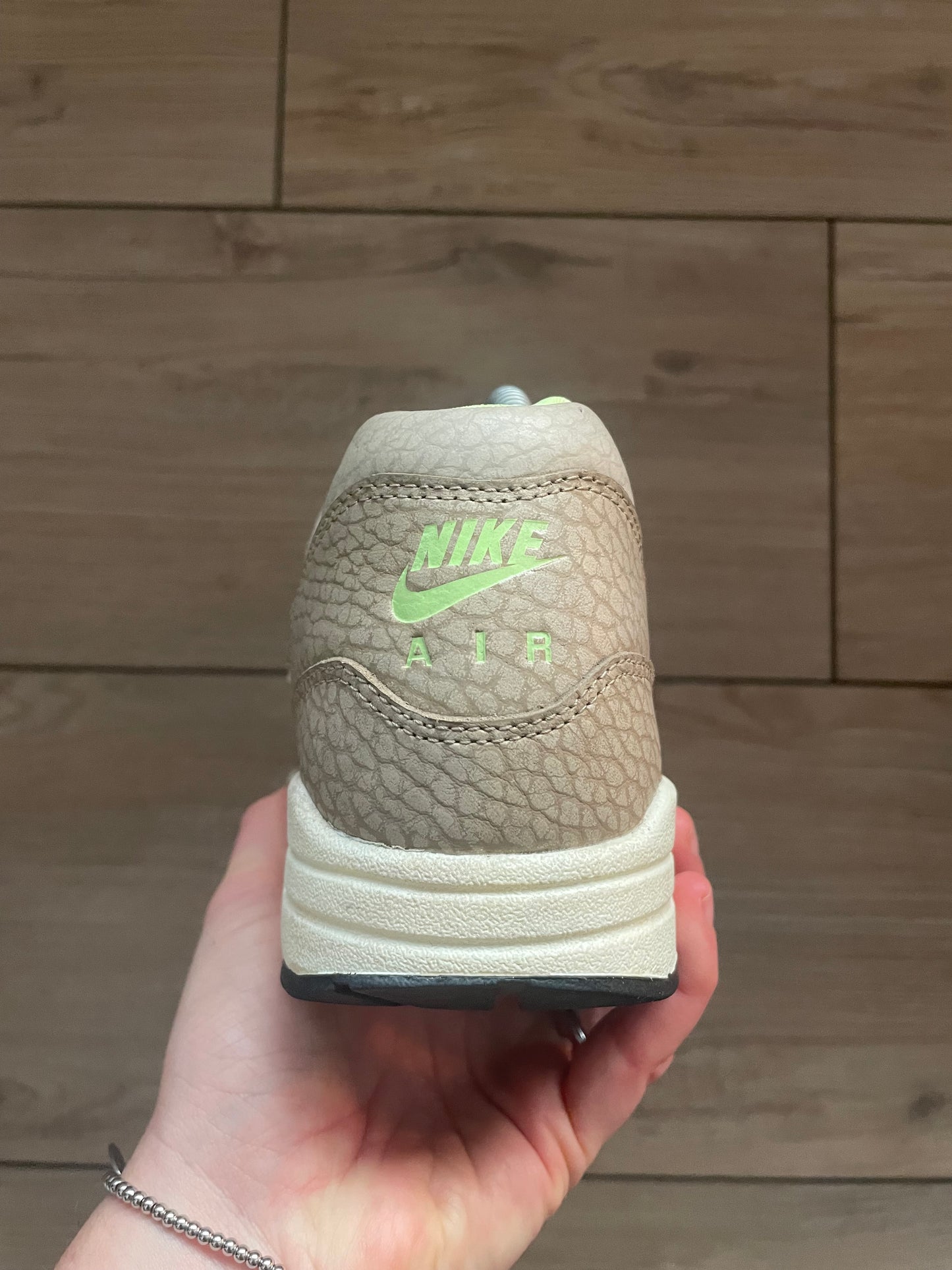 Nike Air Max 1 Safari String