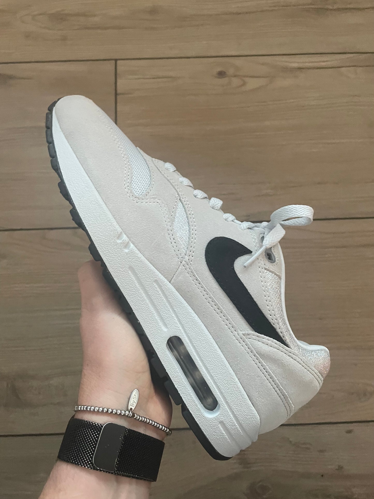 Nike Air Max 1 Suède Grey ID 2024