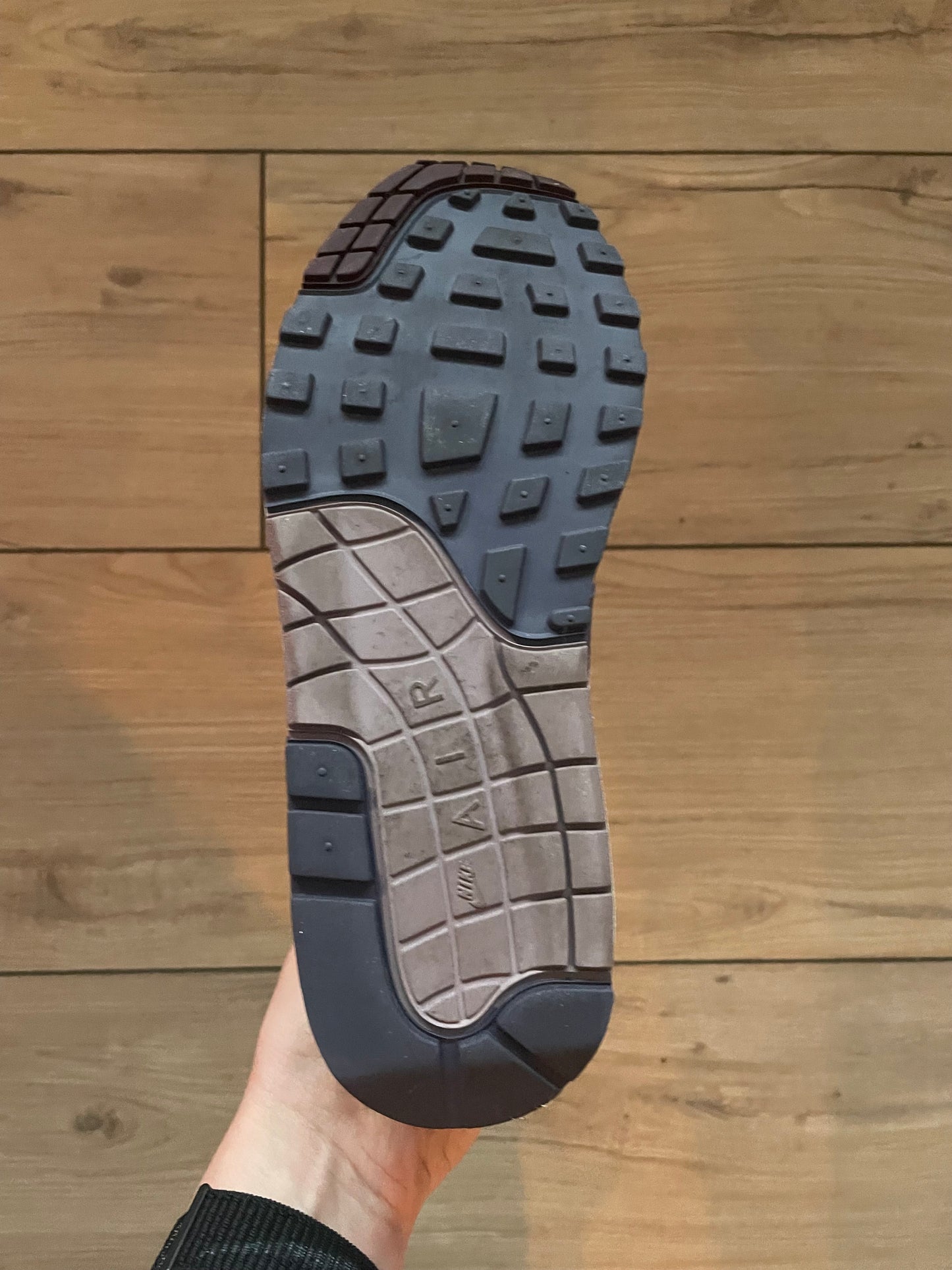 Nike Air Max 1 Dark Raisin