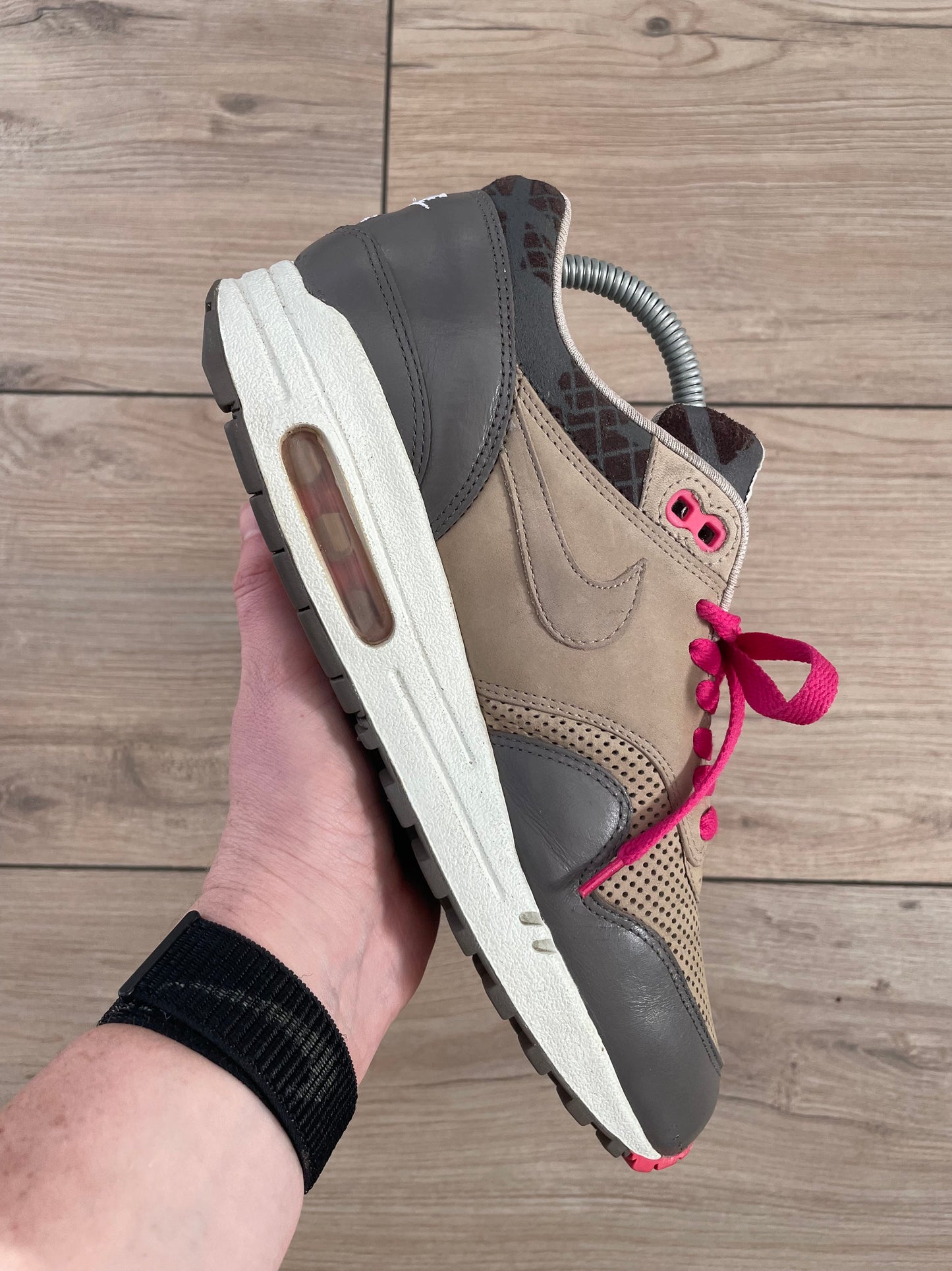 Nike Air Max 1 Chino Pink