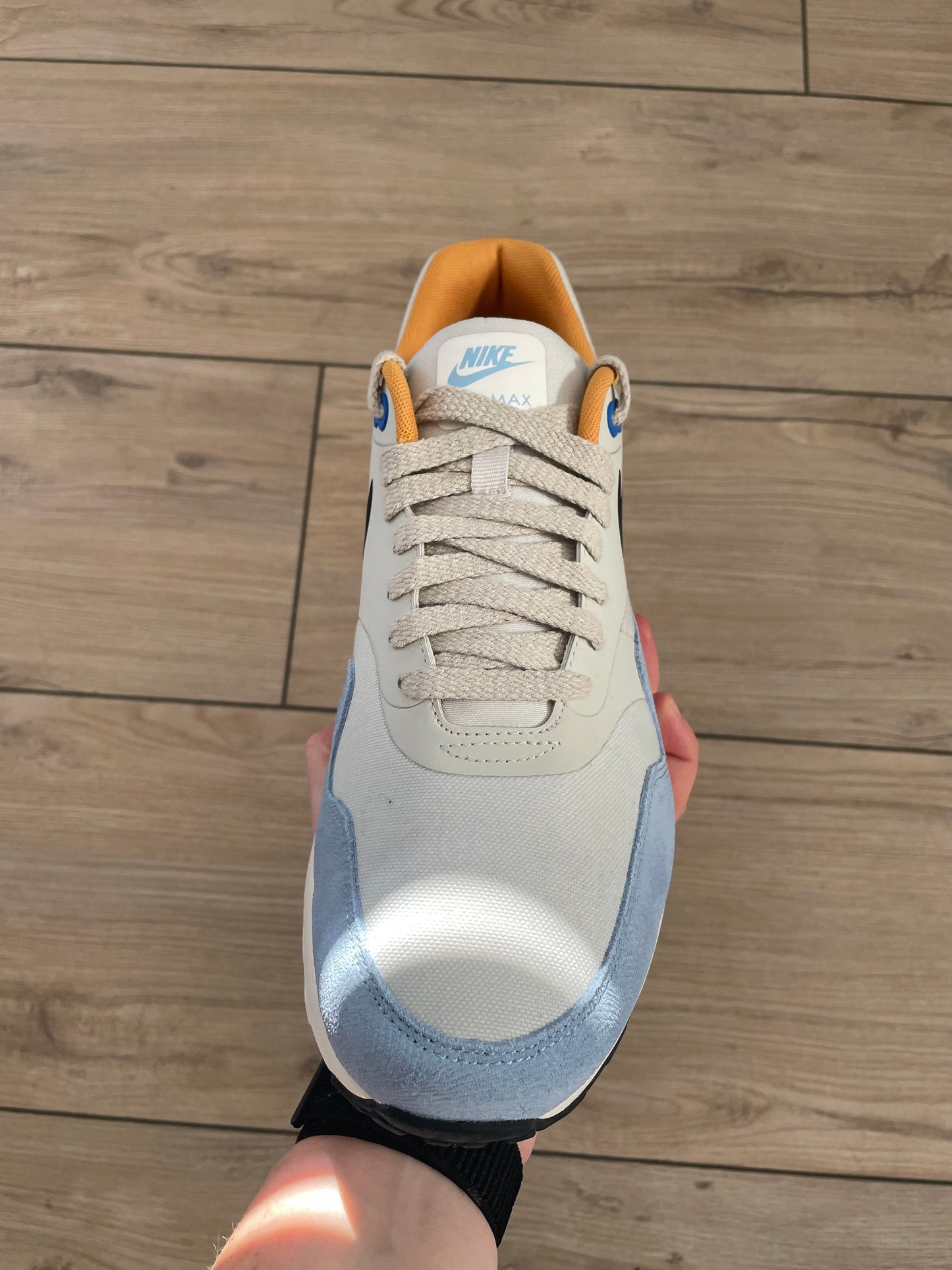 Nike Air Max 1 Ultra Essential Light Bone