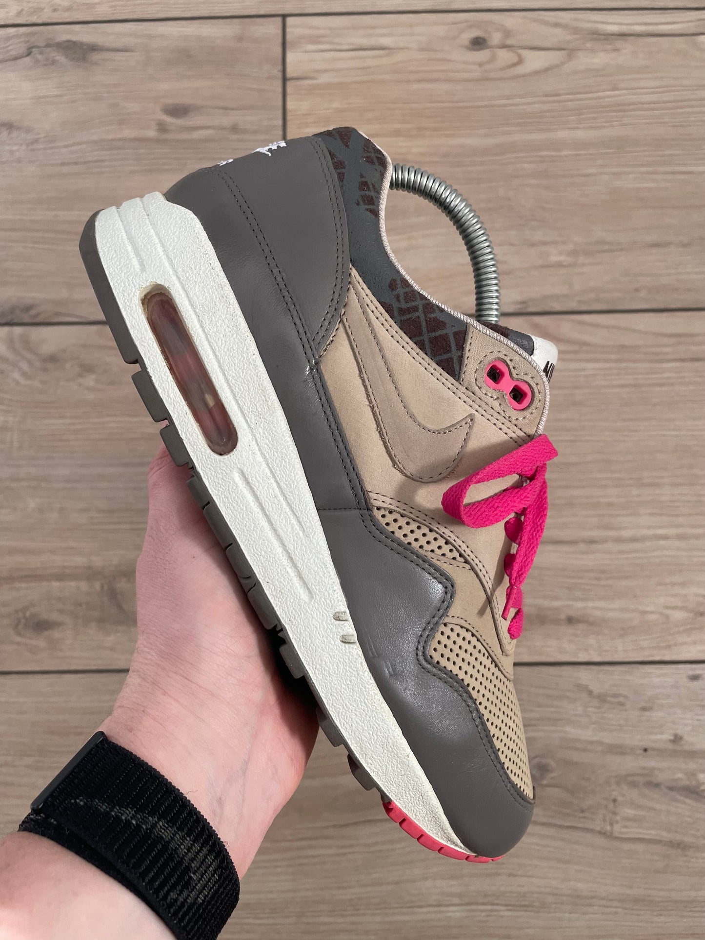 Nike Air Max 1 Chino Pink