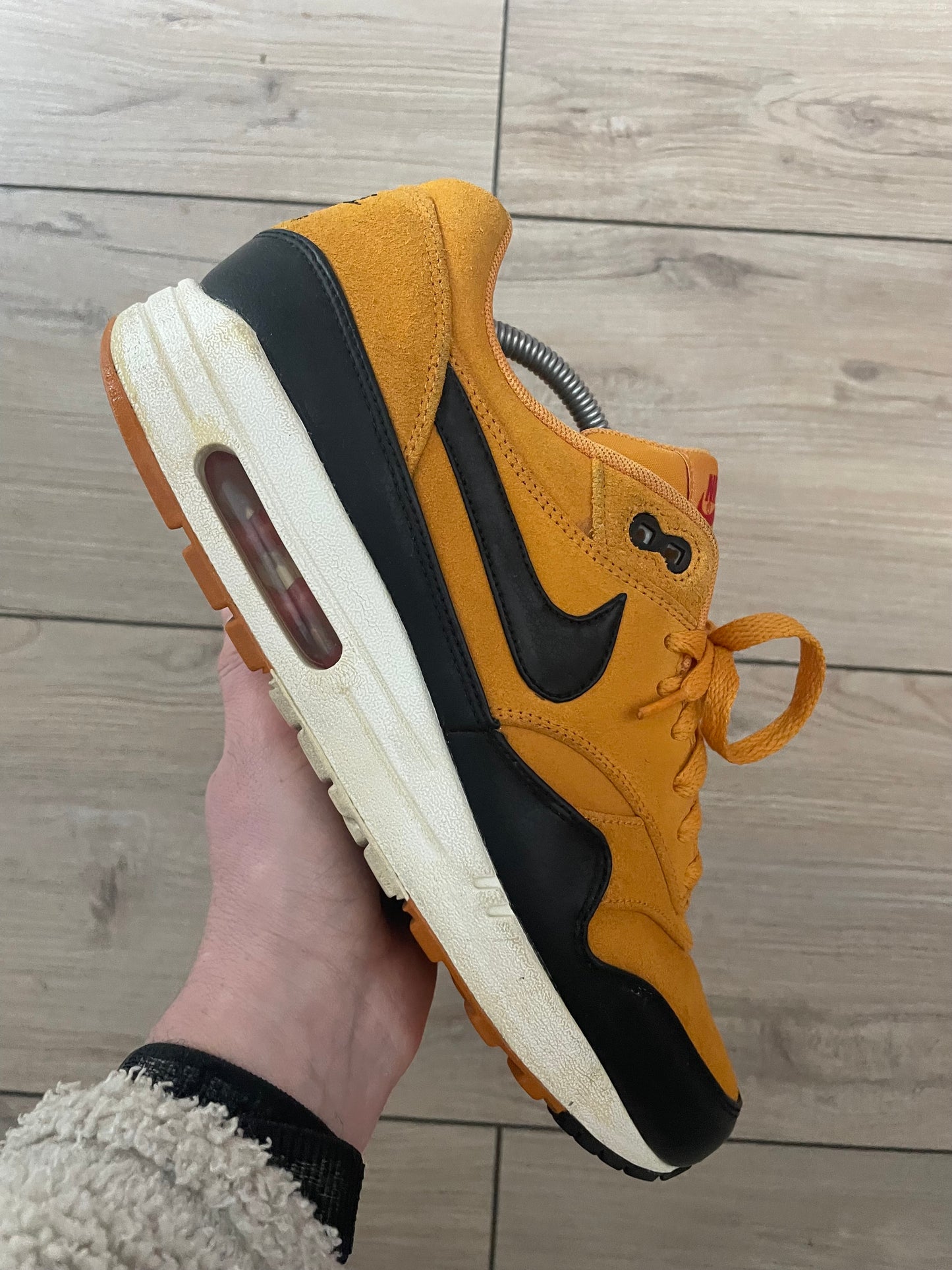 Nike Air Max 1 Canyon Gold