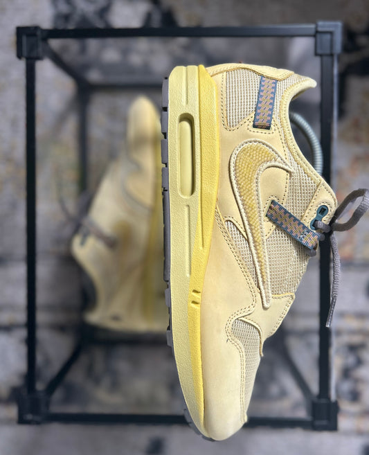 Nike Air Max 1 Cactus Jack Saturn Gold