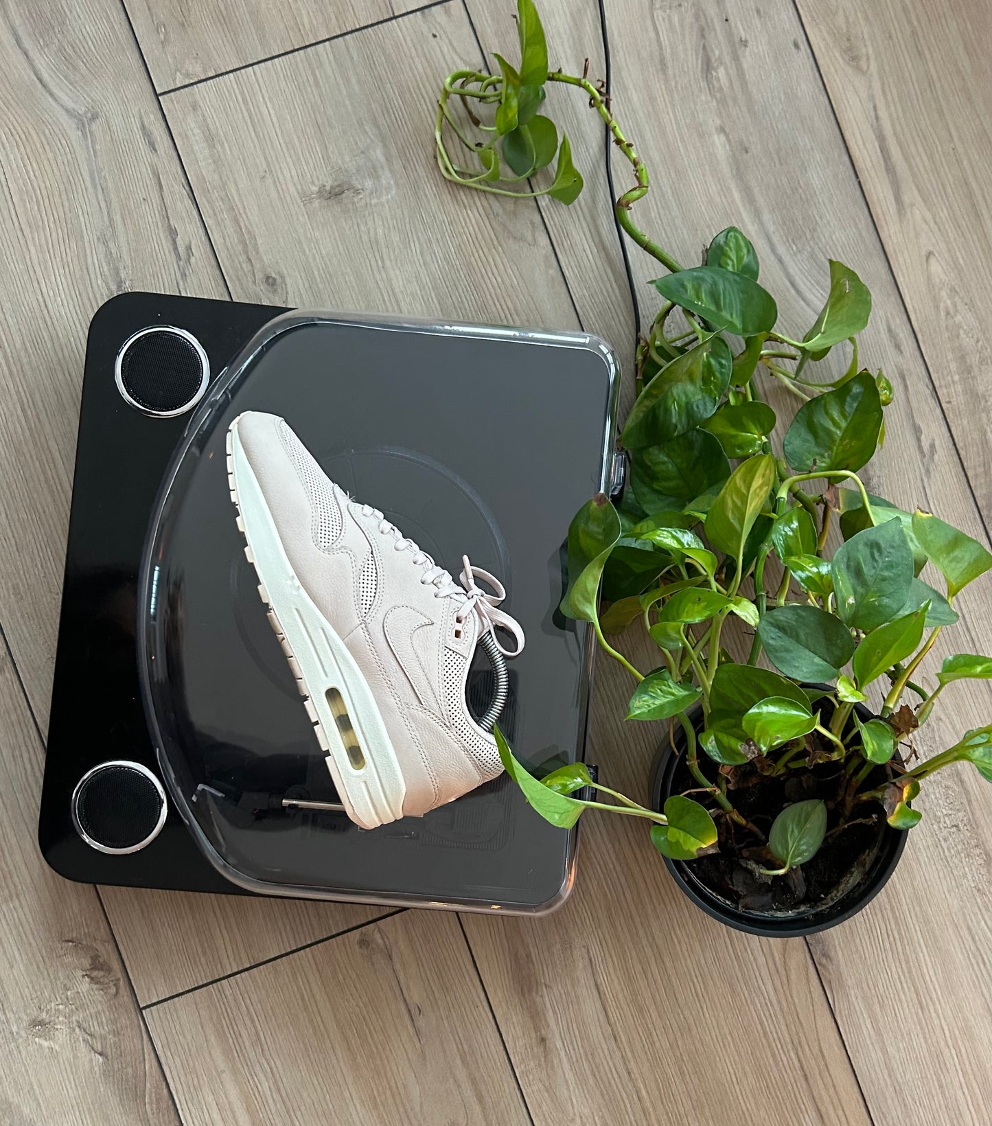 Nike Air Max 1 Pinnacle ‘Siltstone Red’