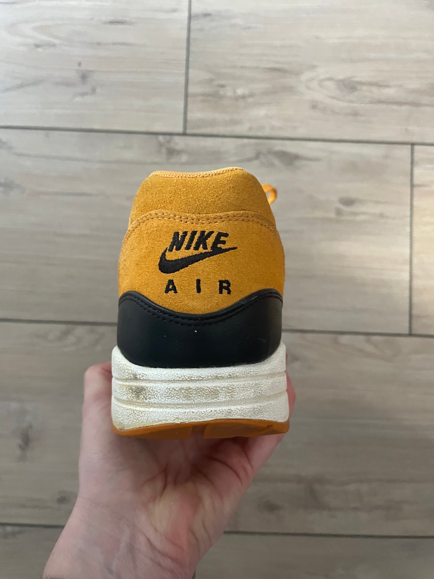 Nike Air Max 1 Canyon Gold