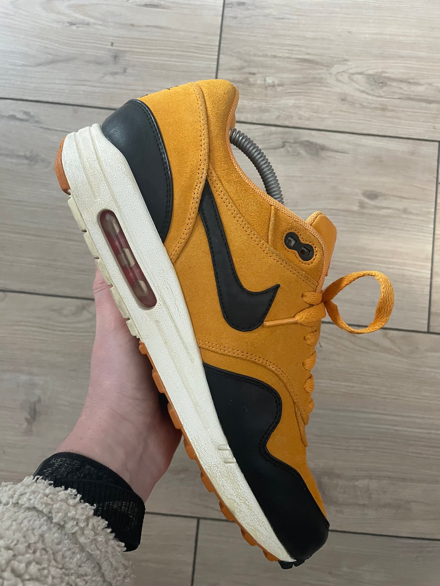 Nike Air Max 1 Canyon Gold